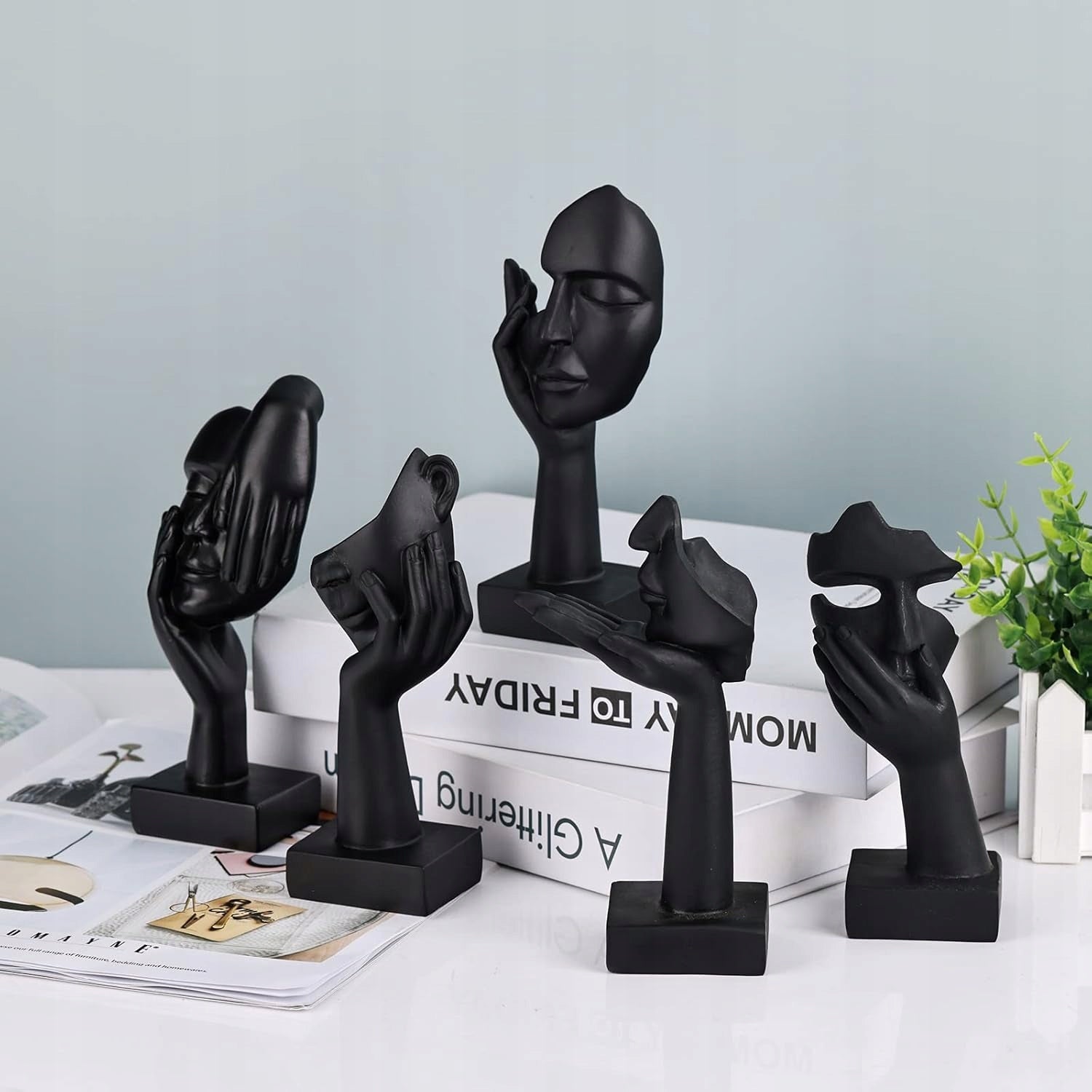 RINKINYS 3 X FIGURĖLĖ MYSLICIELE RANKA SU VEIDU JUODA SPALVA