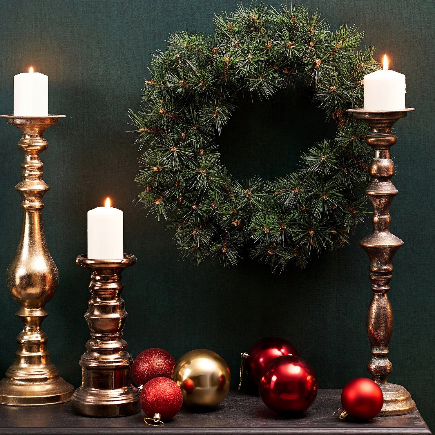 Kalėdinis vainikas iš šermukšnių uogų 25cm Raudona Dekoratyvinė puošmena