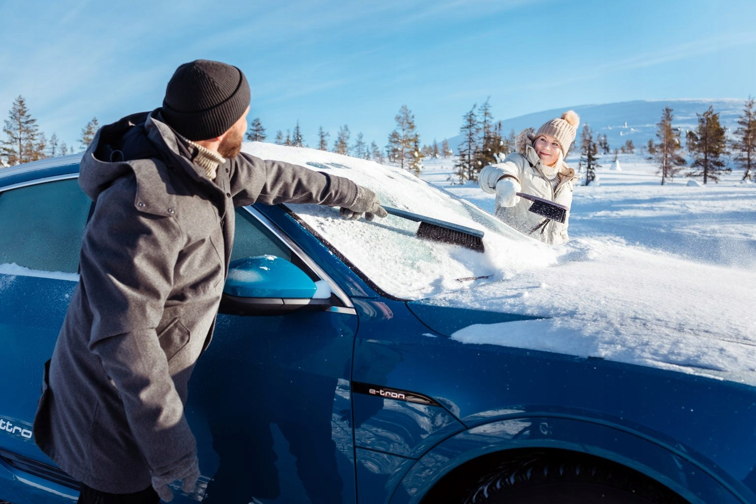 Sniegovalys su ledo grandikliu 52 cm 2-in-1 Kungs Max-is