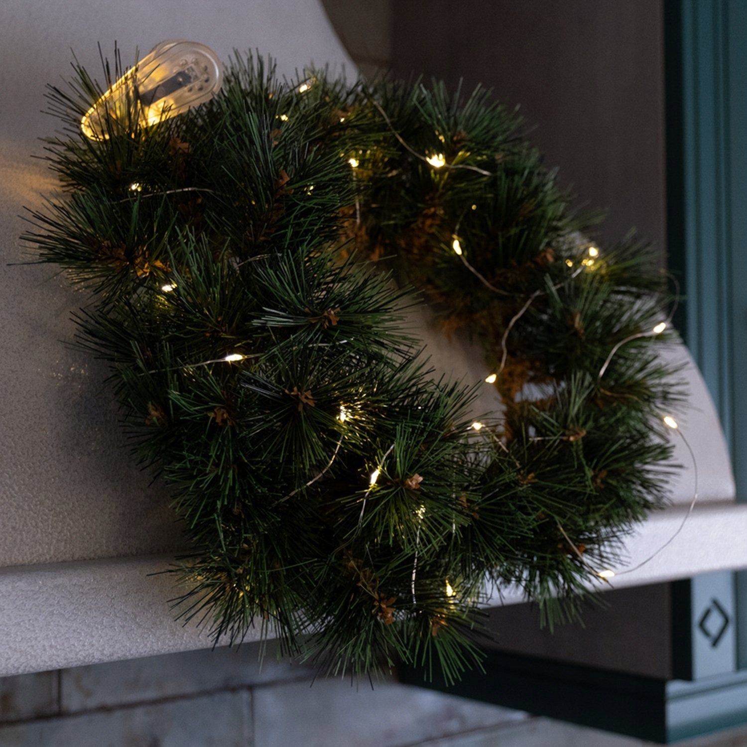 Dekoratyvinis Kalėdinis Vainikas Sidabrinis 30cm Papuošalas Dekoracija Šventės