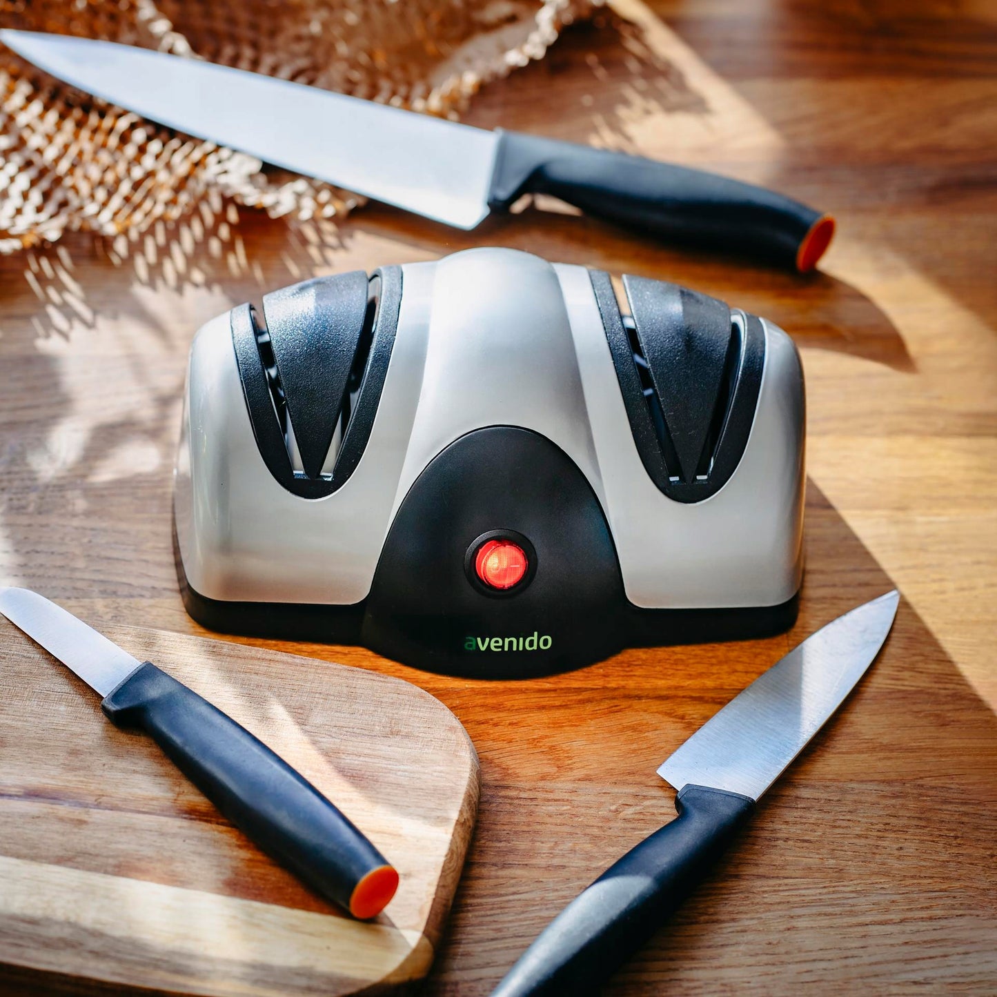 Elektrinis plieninių peilių galąstuvas avenido 40W, modelis AV4529