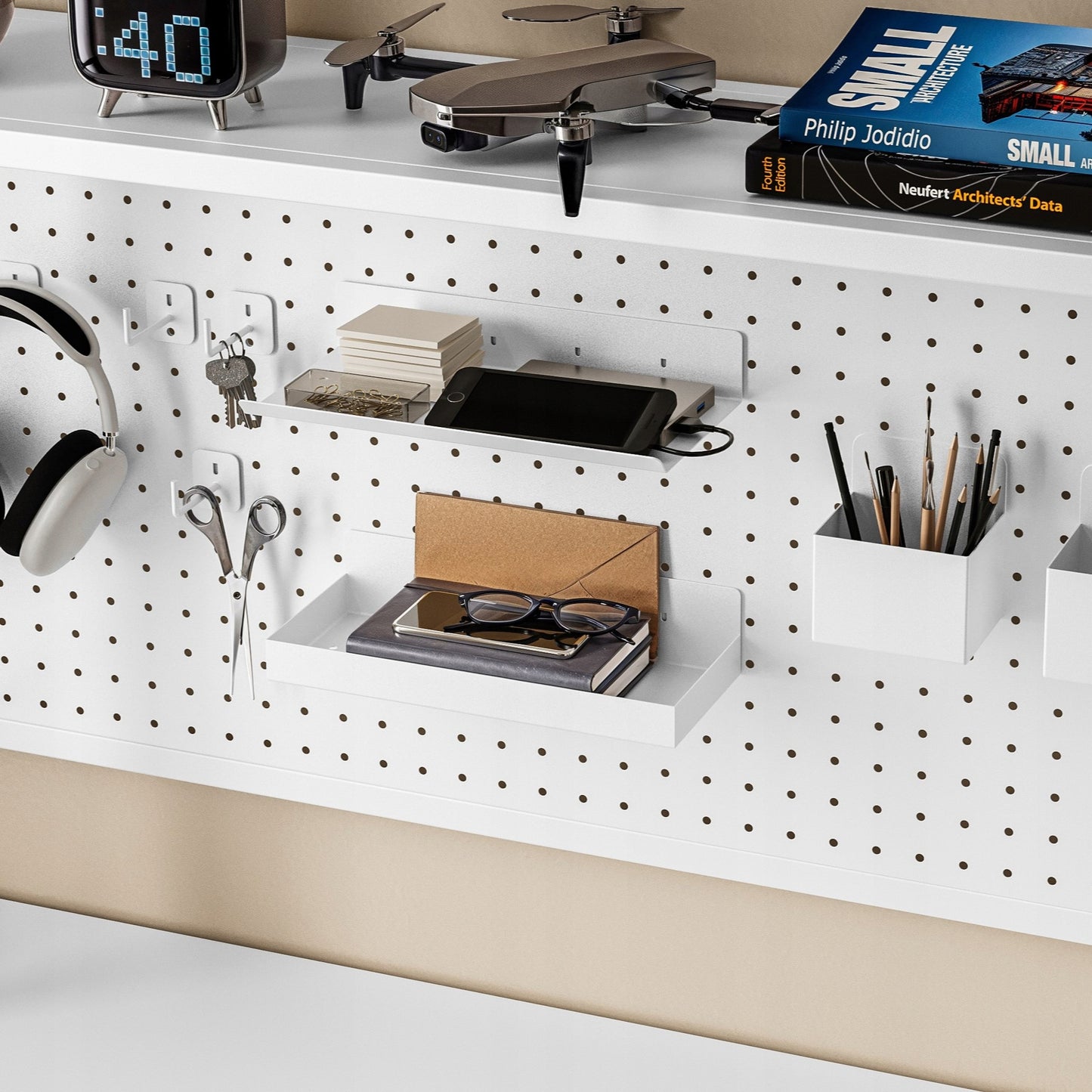 JAN NOWAK Metalinis stalo viršus 95 cm perforuotas JENNY: Balta